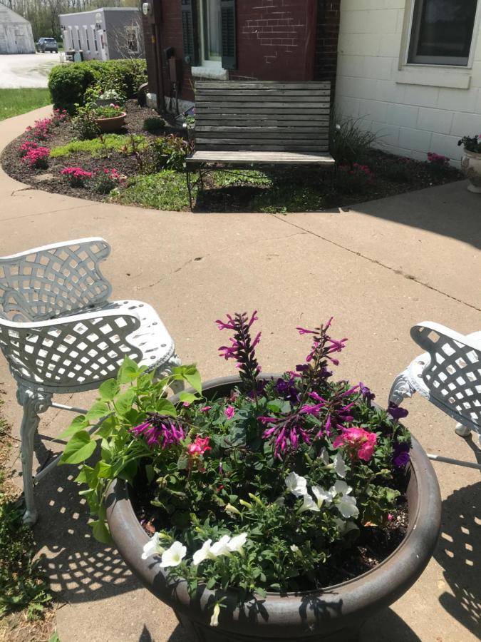 The Nauvoo Grand Bed & Breakfast Екстериор снимка