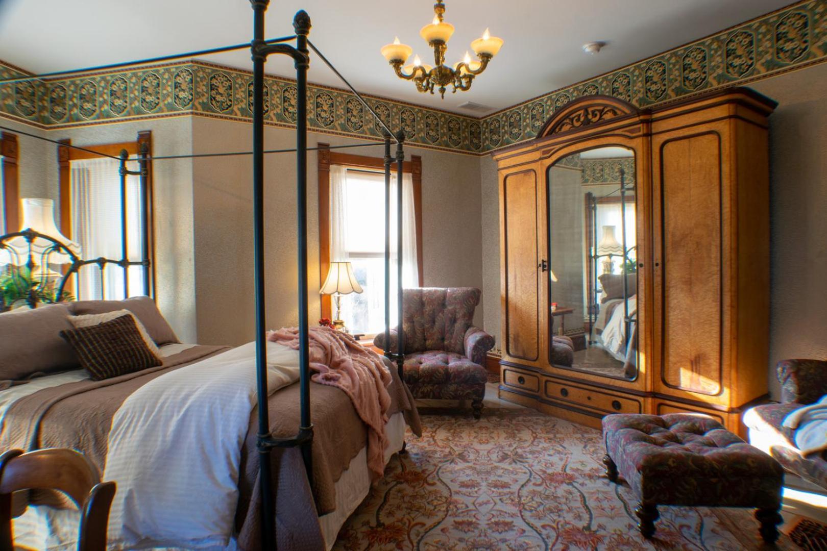 The Nauvoo Grand Bed & Breakfast Екстериор снимка